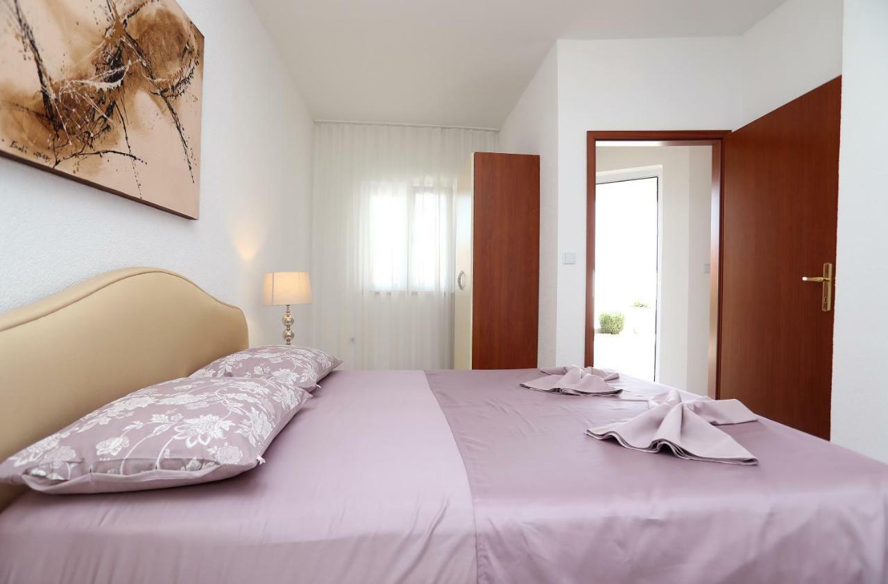 Apartment Katarina Trogir Ngoại thất bức ảnh