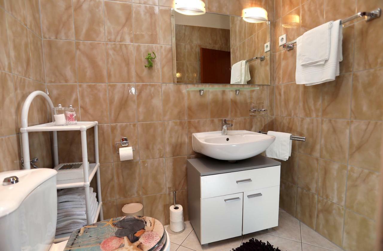 Apartment Katarina Trogir Ngoại thất bức ảnh
